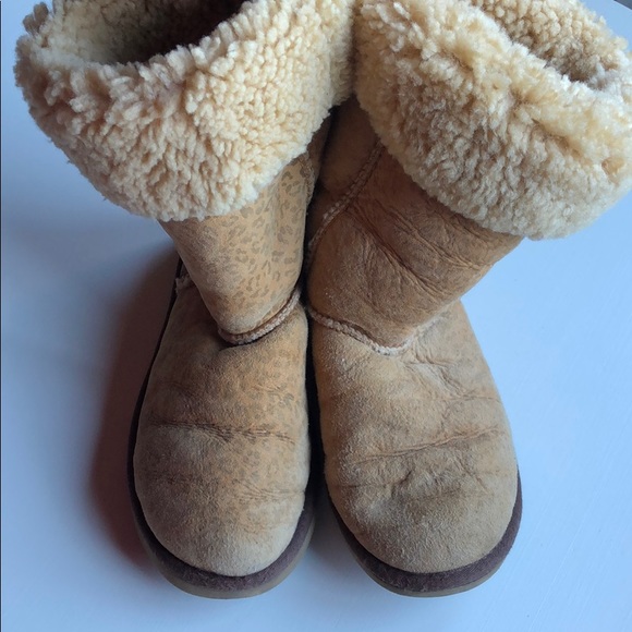 UGG | Leopard Print Ugg Boots | 7 - Picture 1 of 8